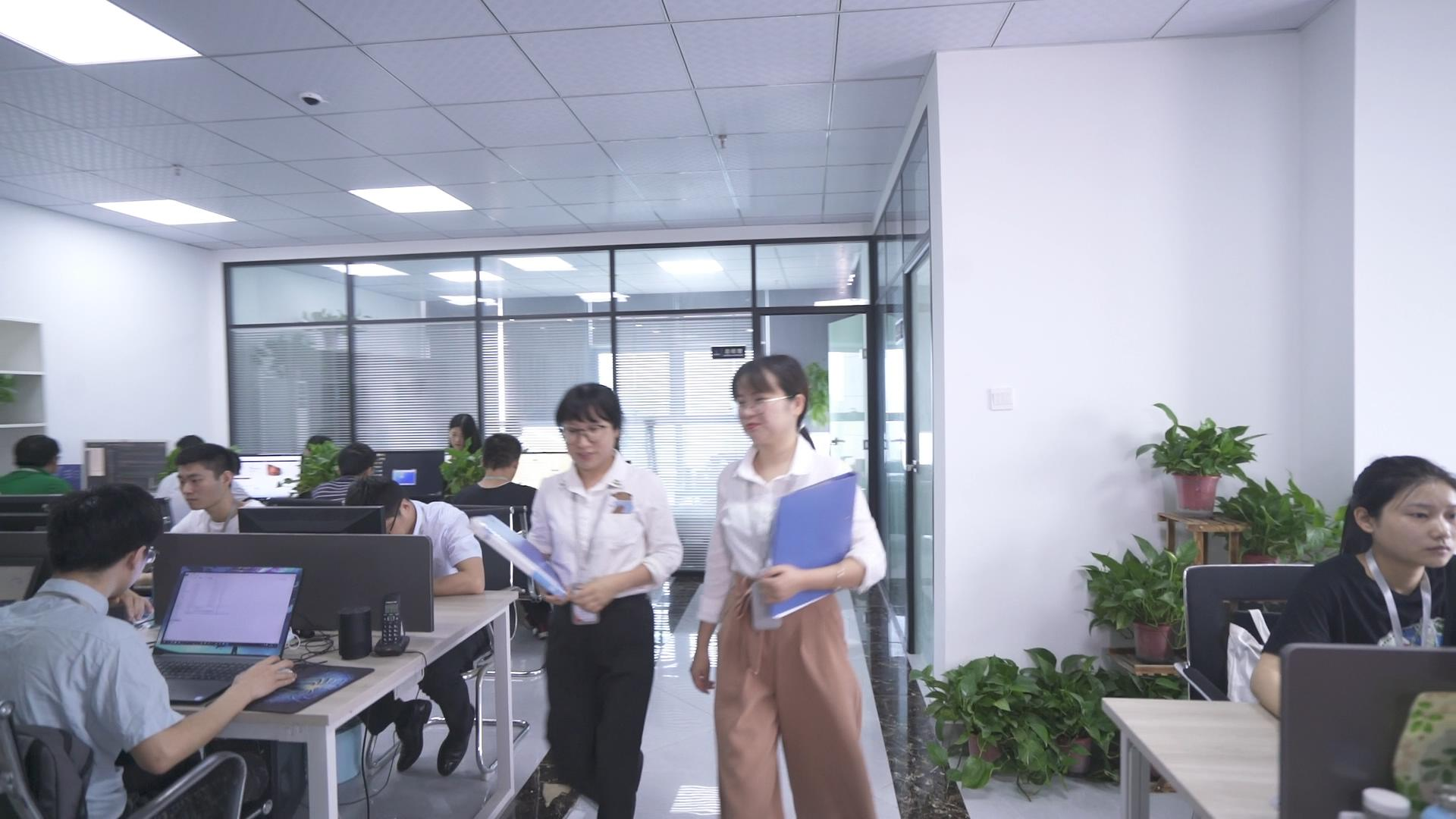 J9集团：18 年深耕，让企业数字化转型少走弯路